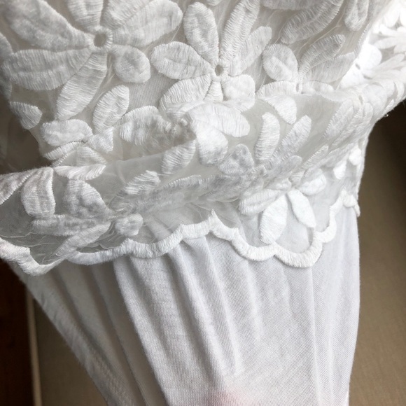 J Crew White Daisy Overlay Tank Top XS - Picture 4 of 7